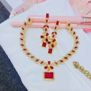Elegant Red Necklace Set With Earrings: