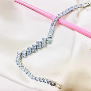 Dimond Fashion Bracelet