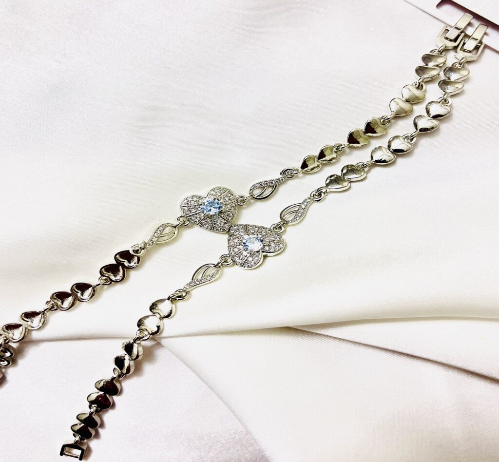 Hearth Fashion Pearls Bracelet